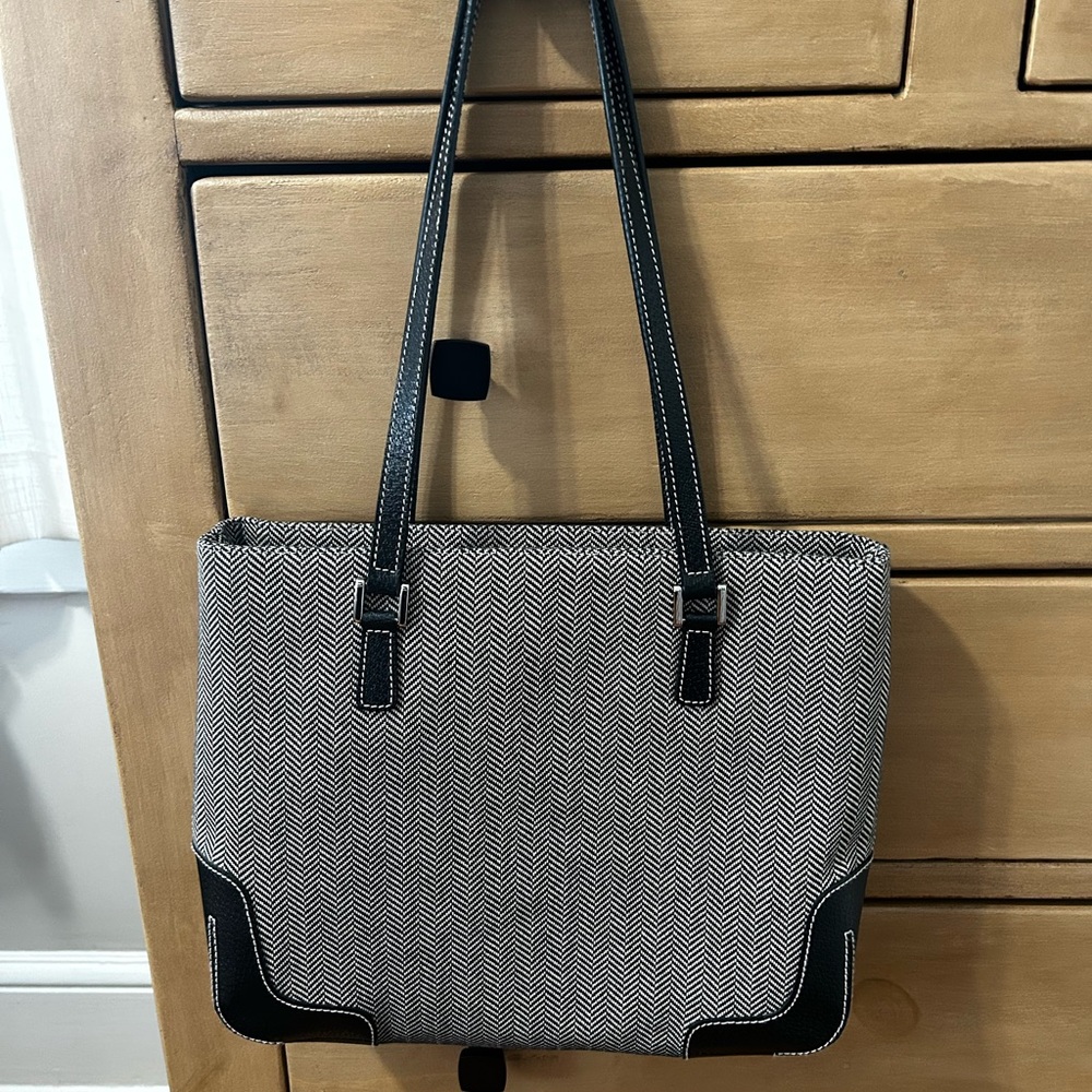 Vintage Lauren Ralph Lauren Black and Cream /white Patterned Tote - Picture 2 of 8